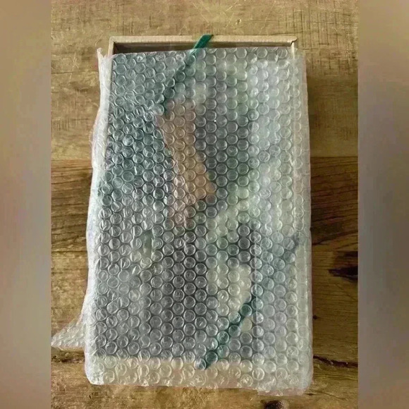 NEW Anthropologie Holiday Botanical Bouquet Diffuser 🌲 - Picture 3 of 5